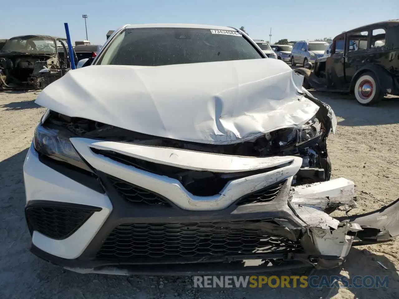 5 Photograph of a damaged car 4T1G11AK1NU670914 TOYOTA CAMRY 2022