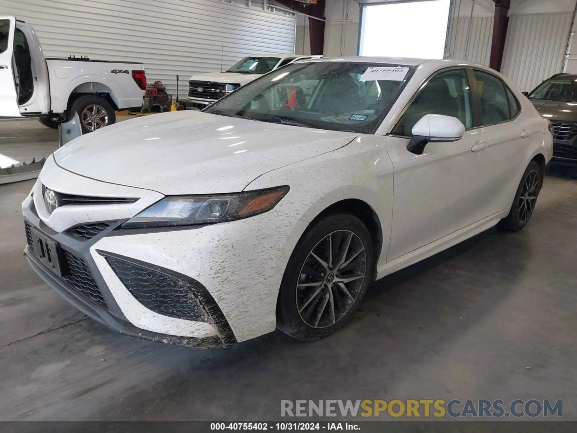 2 Photograph of a damaged car 4T1G11AK1NU673408 TOYOTA CAMRY 2022