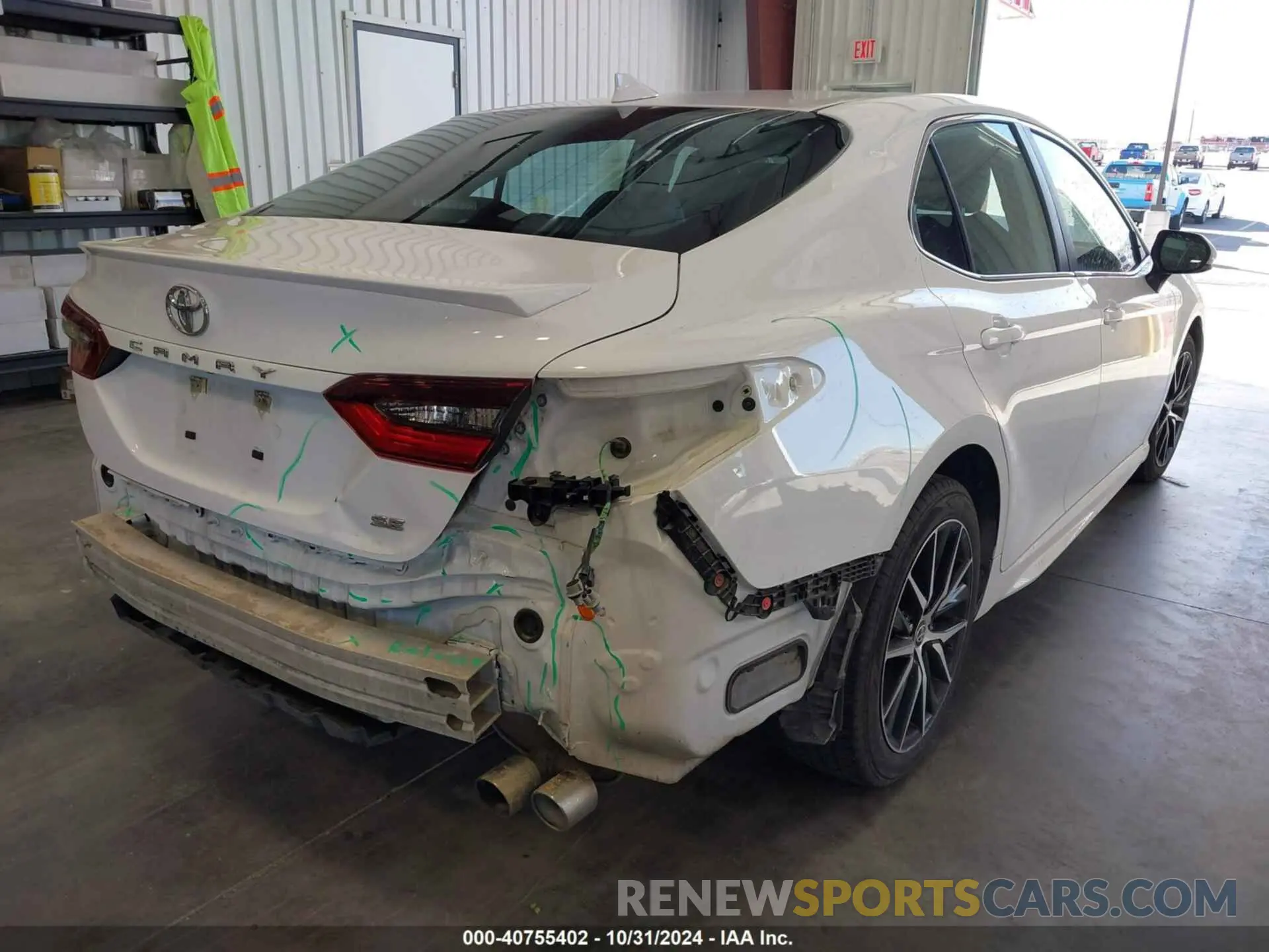 4 Photograph of a damaged car 4T1G11AK1NU673408 TOYOTA CAMRY 2022