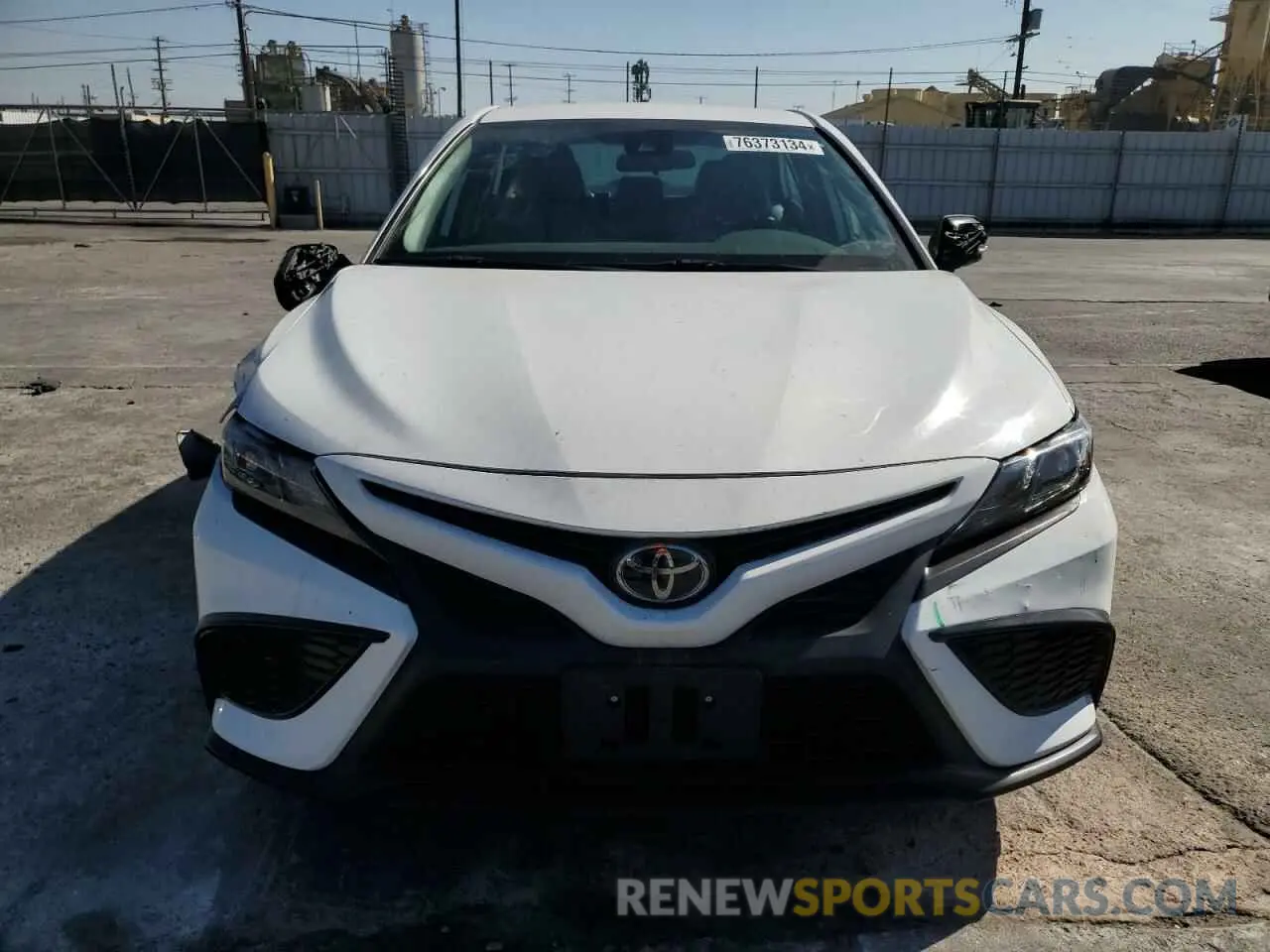 5 Photograph of a damaged car 4T1G11AK1NU719318 TOYOTA CAMRY 2022