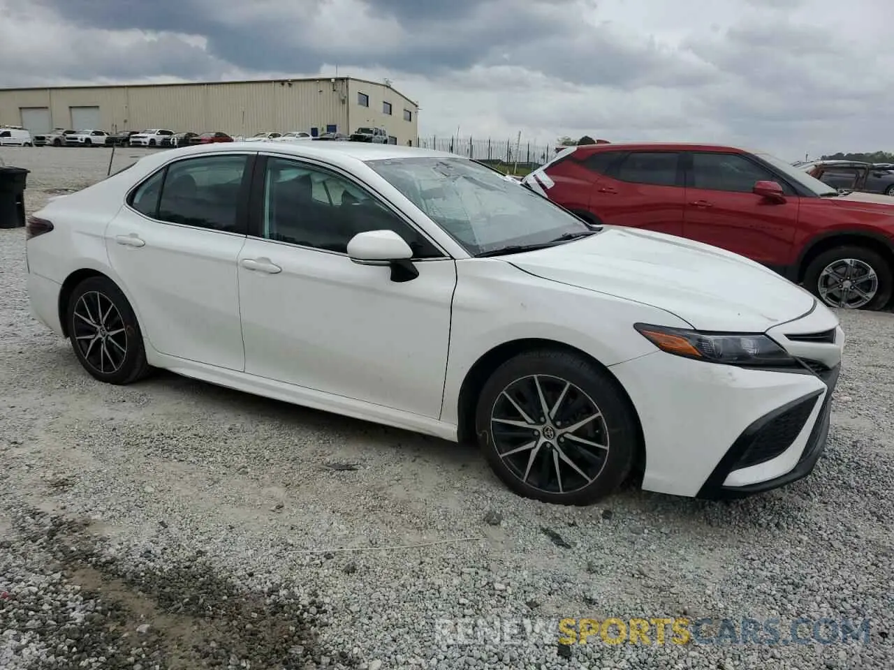 4 Photograph of a damaged car 4T1G11AK2NU001082 TOYOTA CAMRY 2022