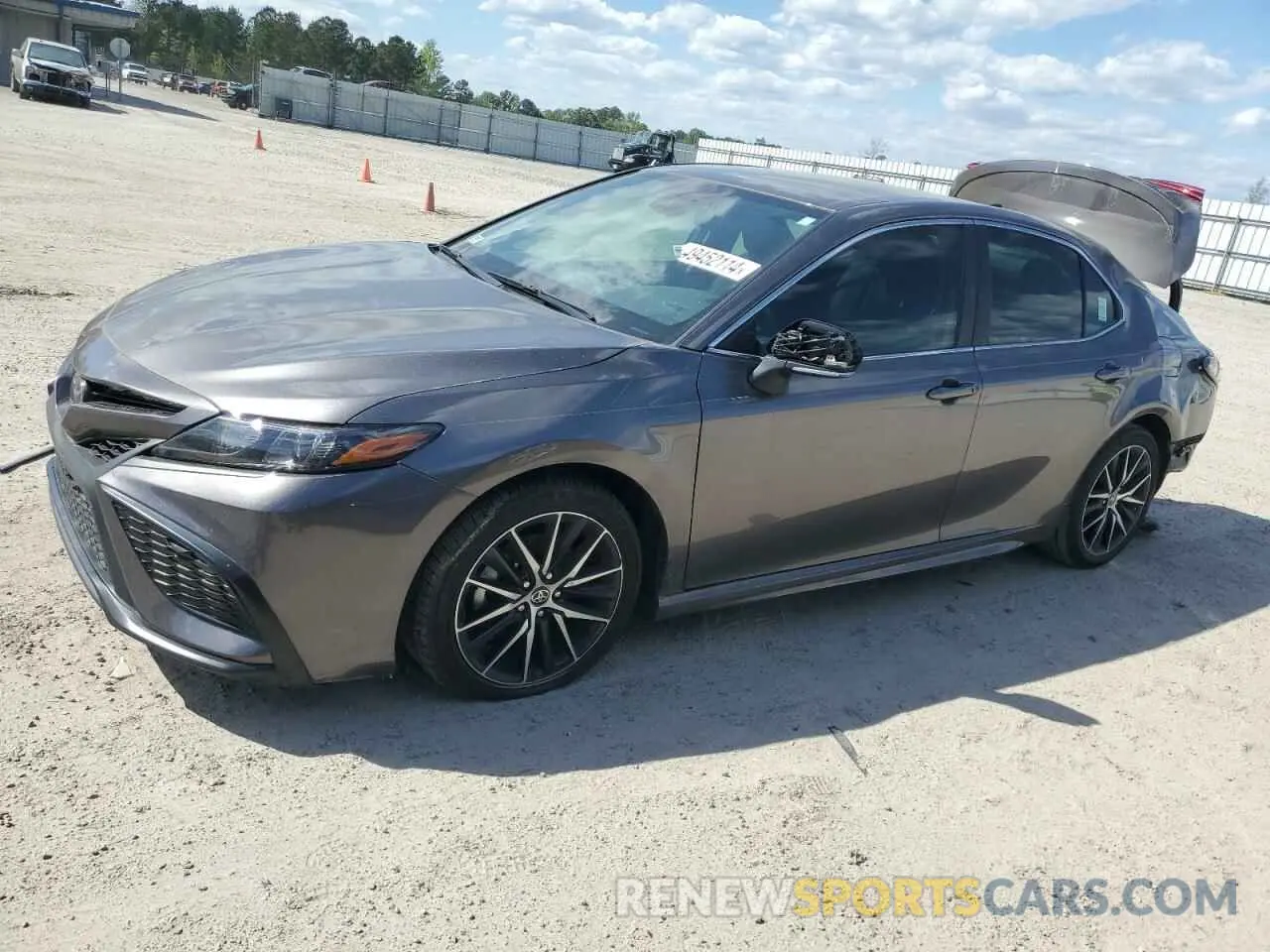 1 Photograph of a damaged car 4T1G11AK2NU043977 TOYOTA CAMRY 2022