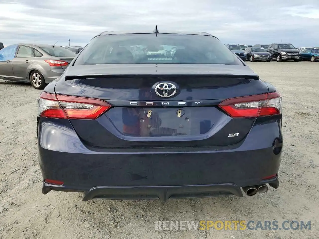 6 Photograph of a damaged car 4T1G11AK2NU063257 TOYOTA CAMRY 2022