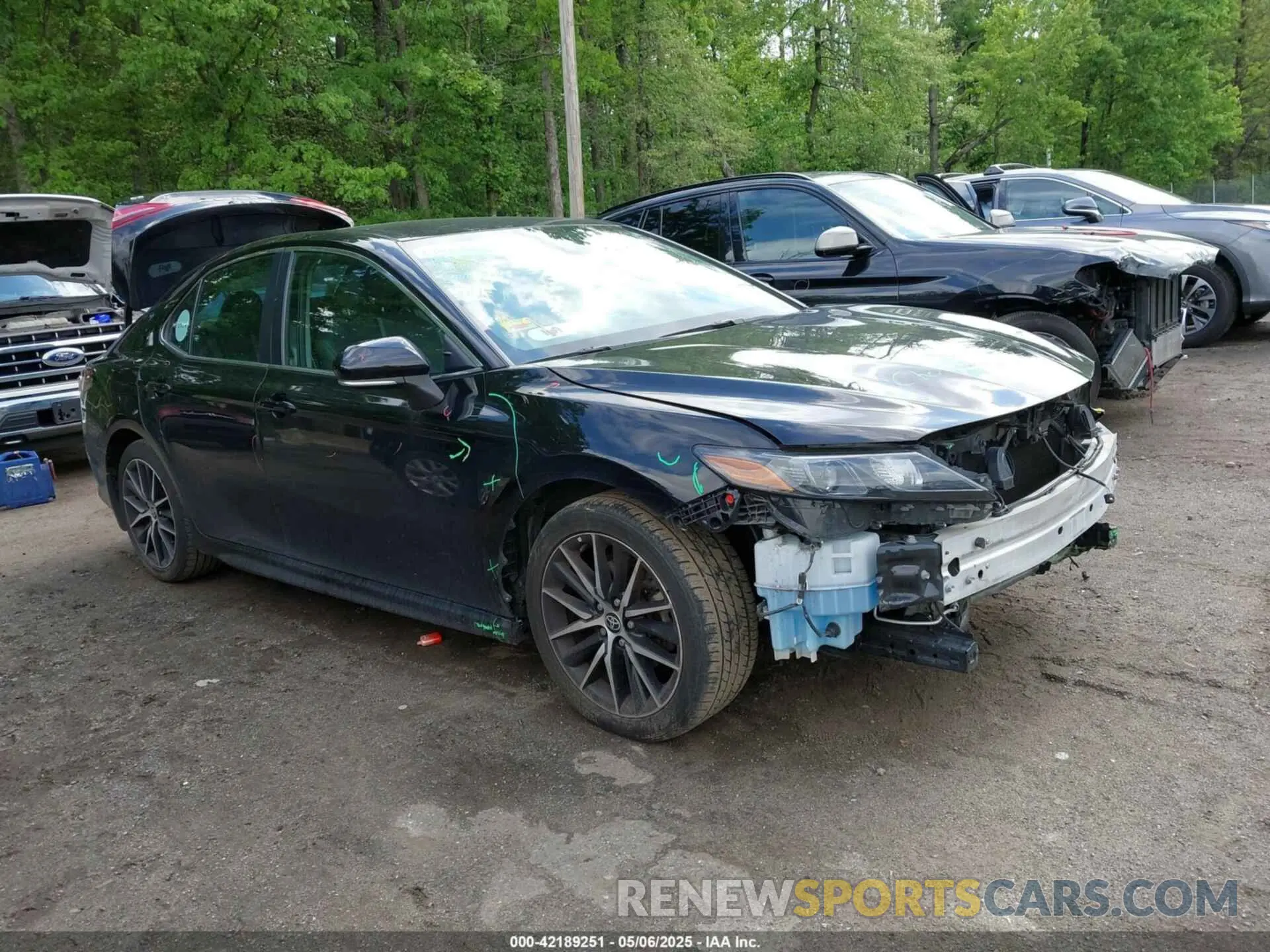 1 Photograph of a damaged car 4T1G11AK2NU065736 TOYOTA CAMRY 2022