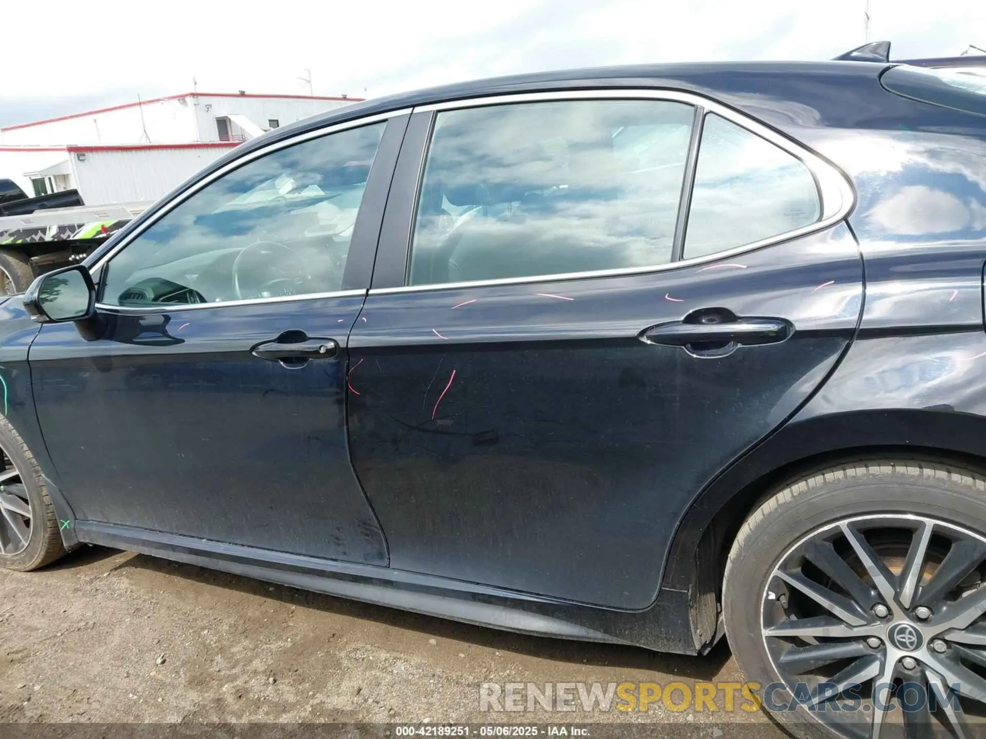 14 Photograph of a damaged car 4T1G11AK2NU065736 TOYOTA CAMRY 2022