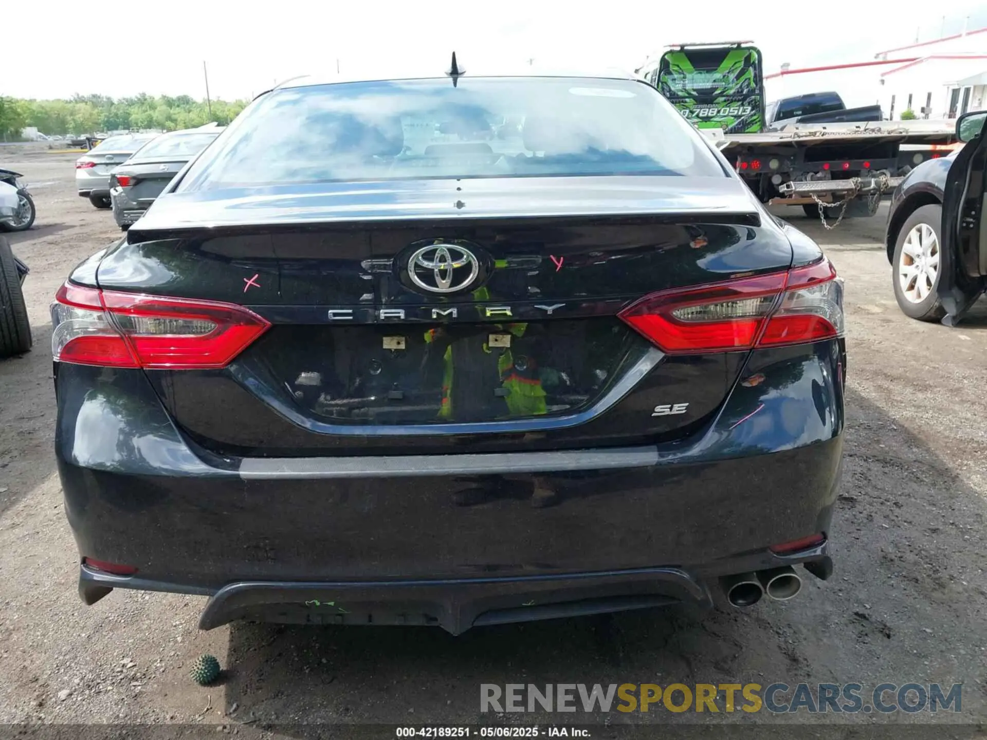 16 Photograph of a damaged car 4T1G11AK2NU065736 TOYOTA CAMRY 2022