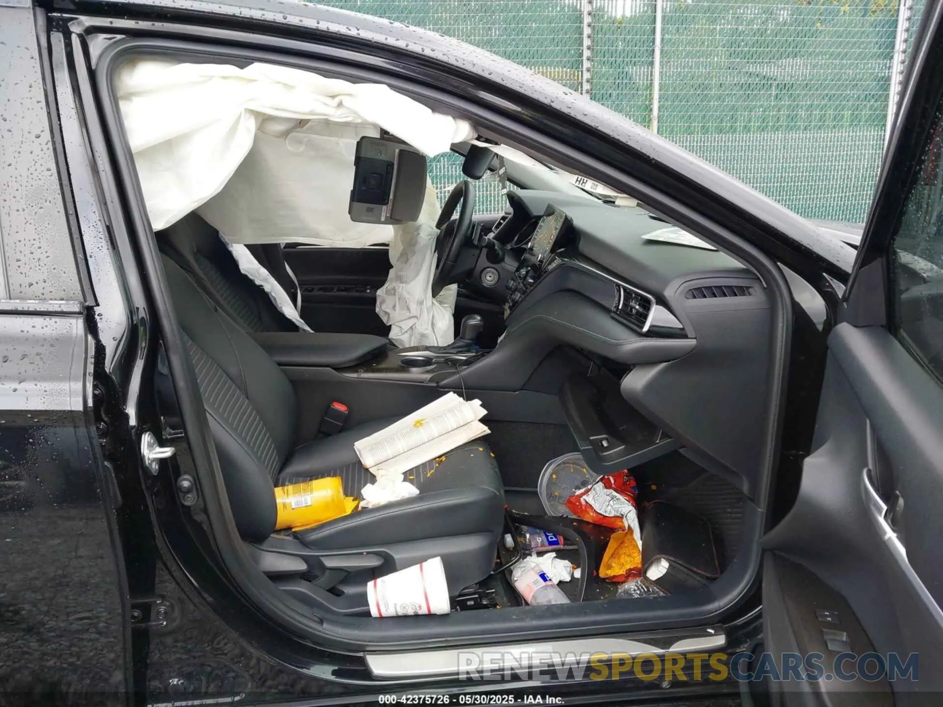 5 Photograph of a damaged car 4T1G11AK2NU076610 TOYOTA CAMRY 2022