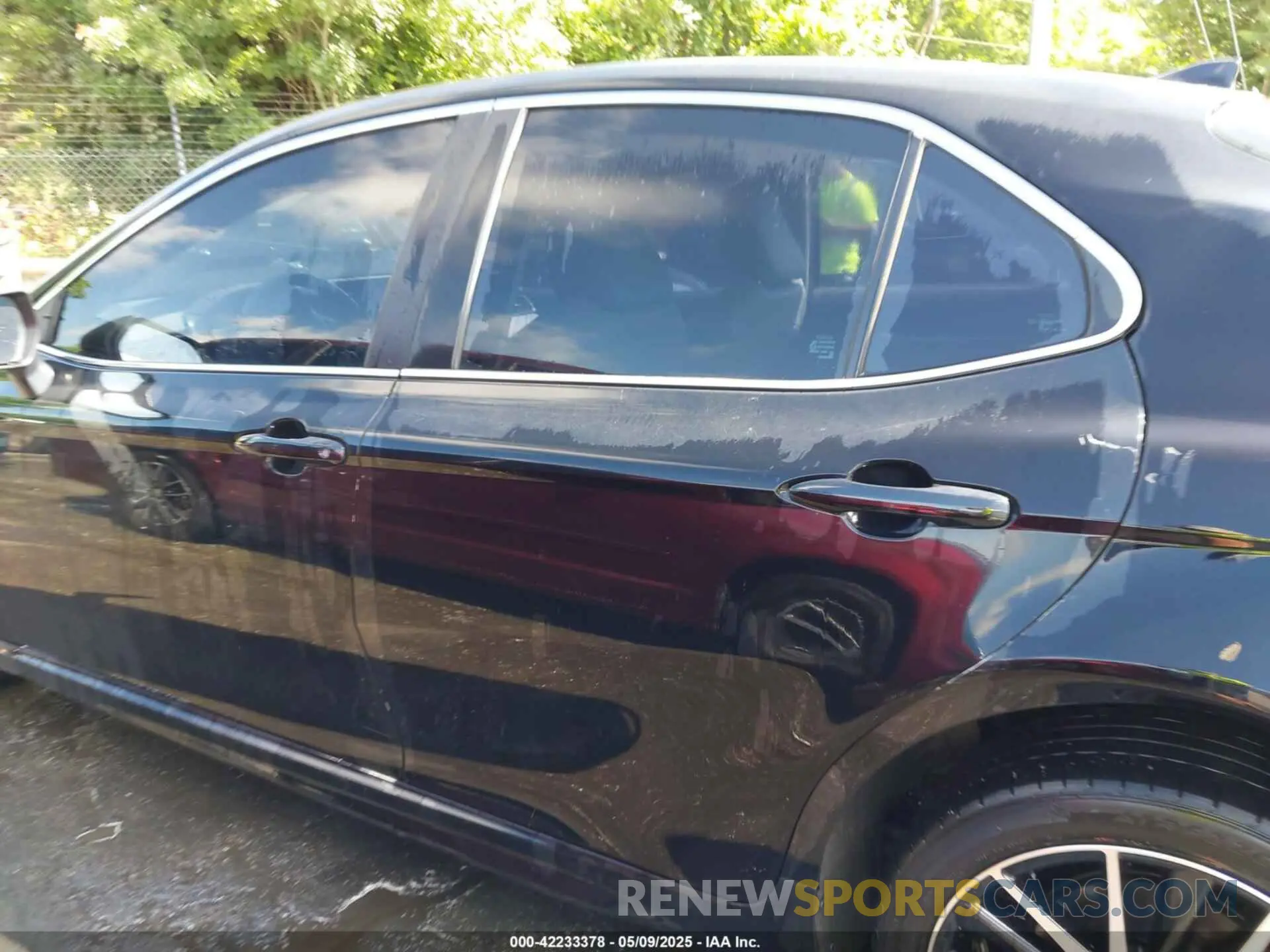 15 Photograph of a damaged car 4T1G11AK2NU499302 TOYOTA CAMRY 2022