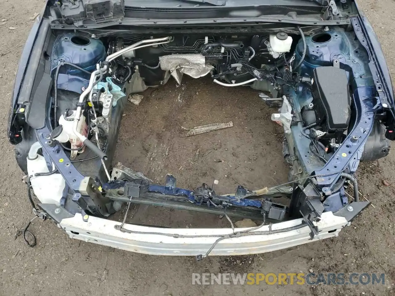 13 Photograph of a damaged car 4T1G11AK2NU622015 TOYOTA CAMRY 2022