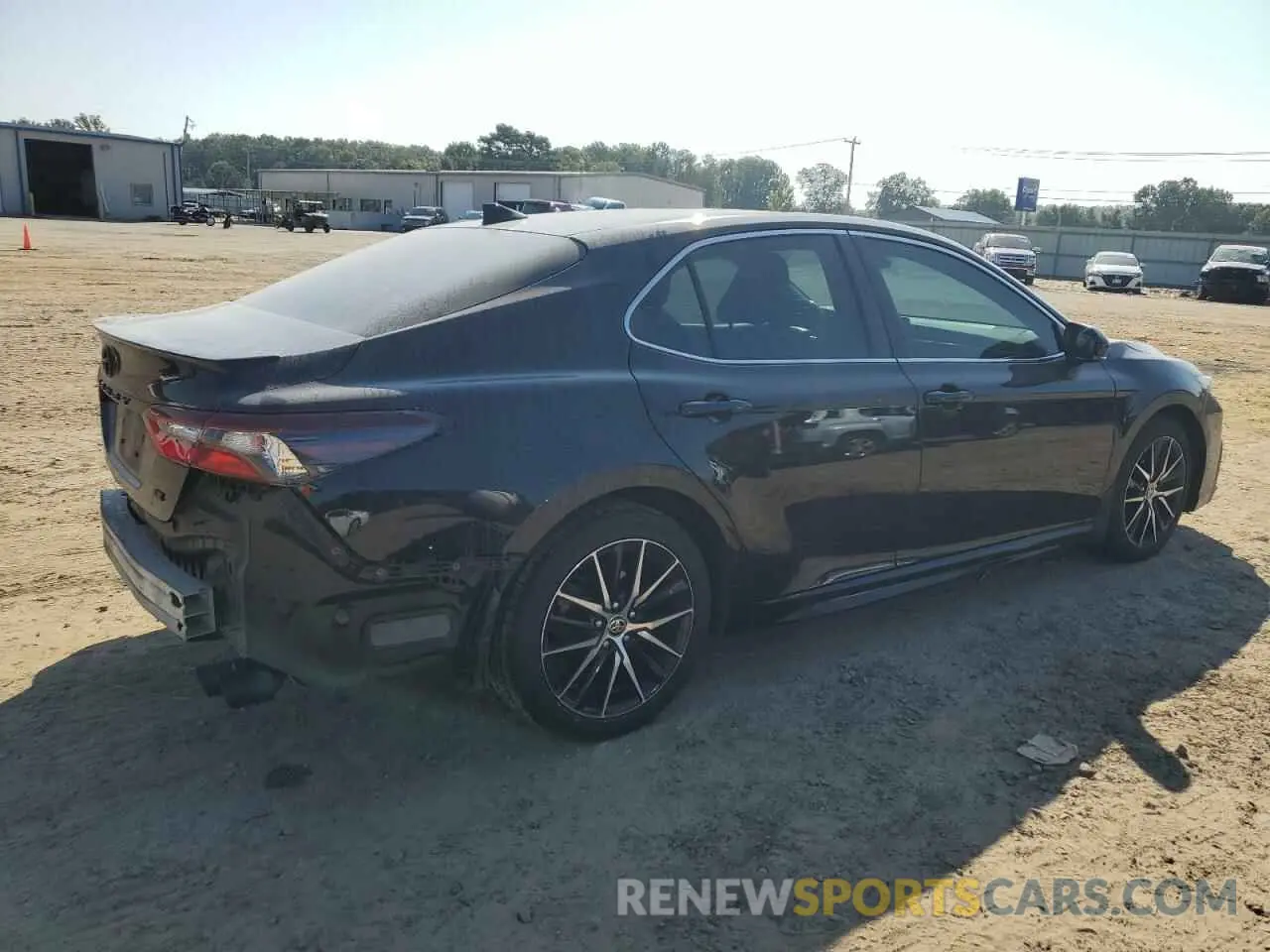 3 Photograph of a damaged car 4T1G11AK2NU623424 TOYOTA CAMRY 2022