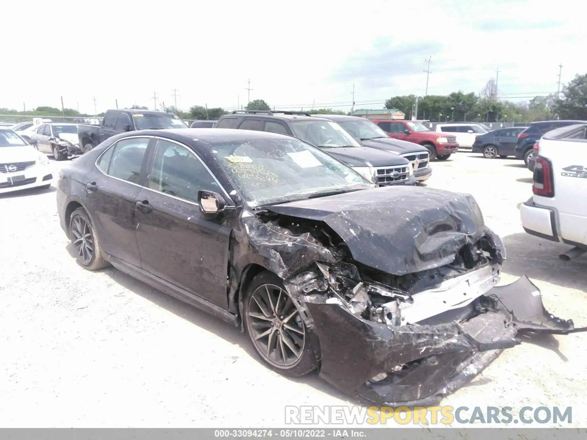 1 Photograph of a damaged car 4T1G11AK2NU623844 TOYOTA CAMRY 2022