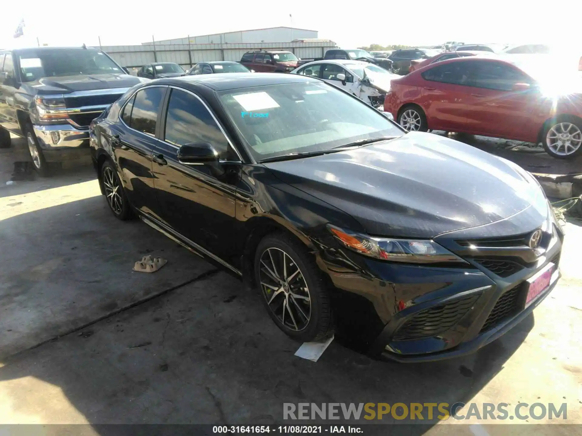 1 Photograph of a damaged car 4T1G11AK2NU623875 TOYOTA CAMRY 2022