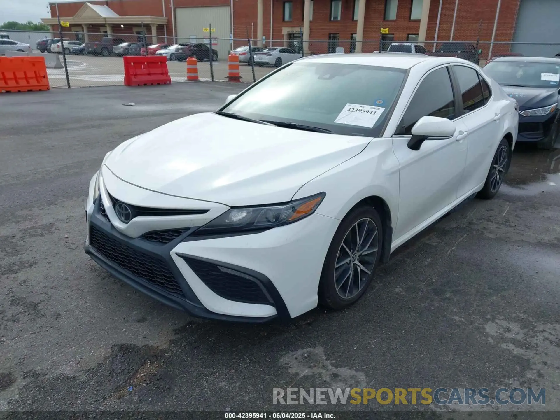 2 Photograph of a damaged car 4T1G11AK2NU647254 TOYOTA CAMRY 2022
