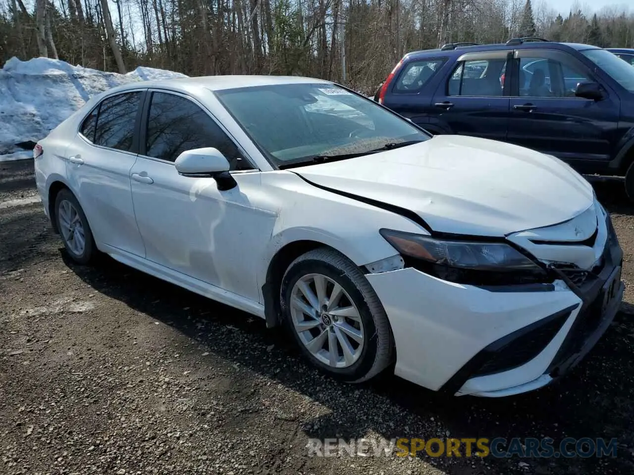 4 Photograph of a damaged car 4T1G11AK2NU647917 TOYOTA CAMRY 2022