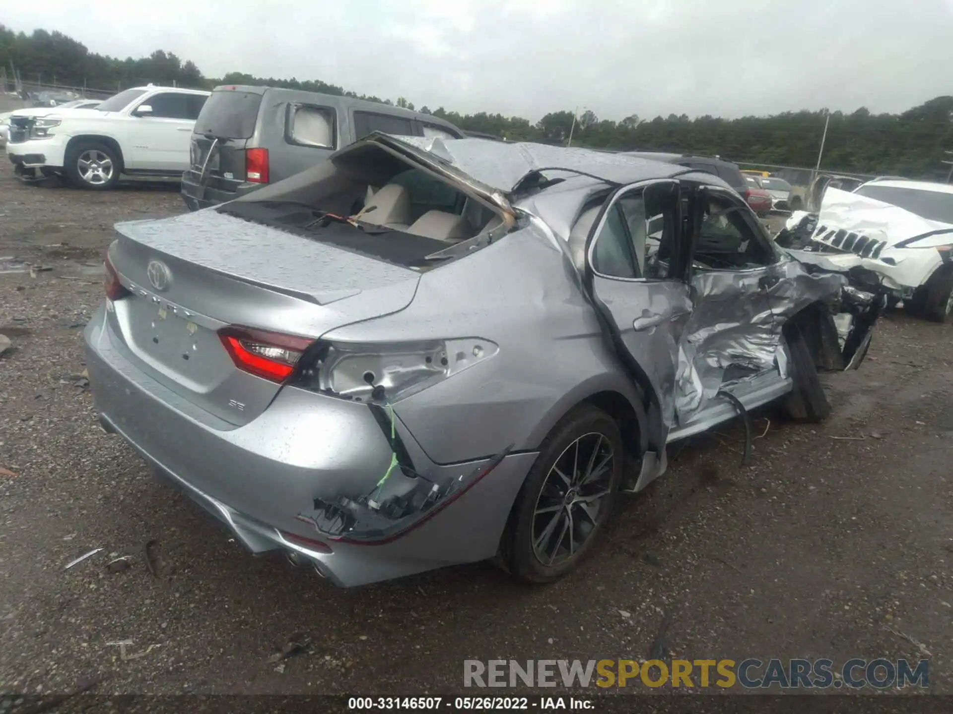 4 Photograph of a damaged car 4T1G11AK2NU648923 TOYOTA CAMRY 2022