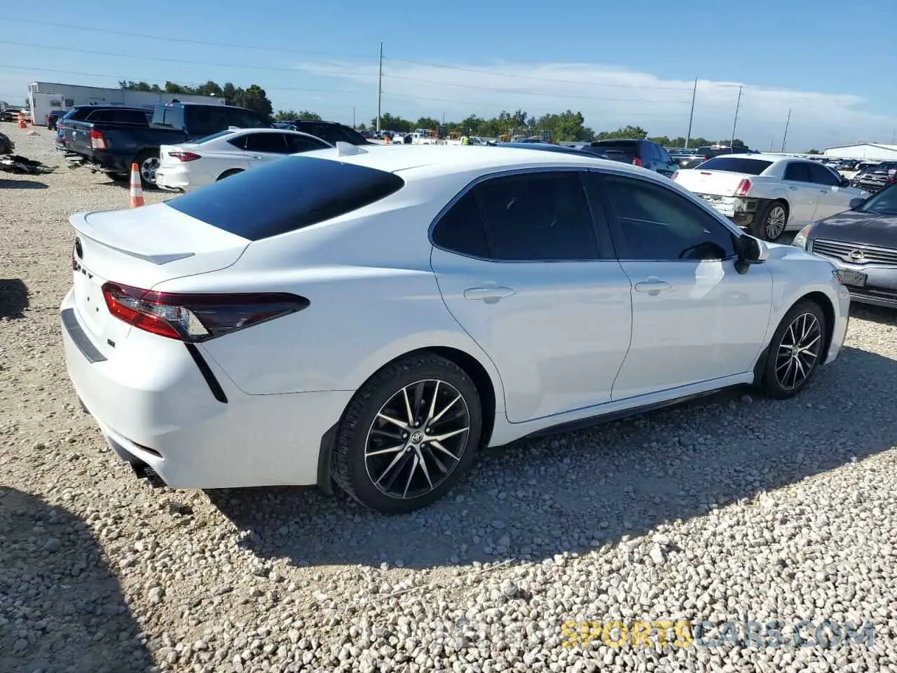 3 Photograph of a damaged car 4T1G11AK2NU670100 TOYOTA CAMRY 2022