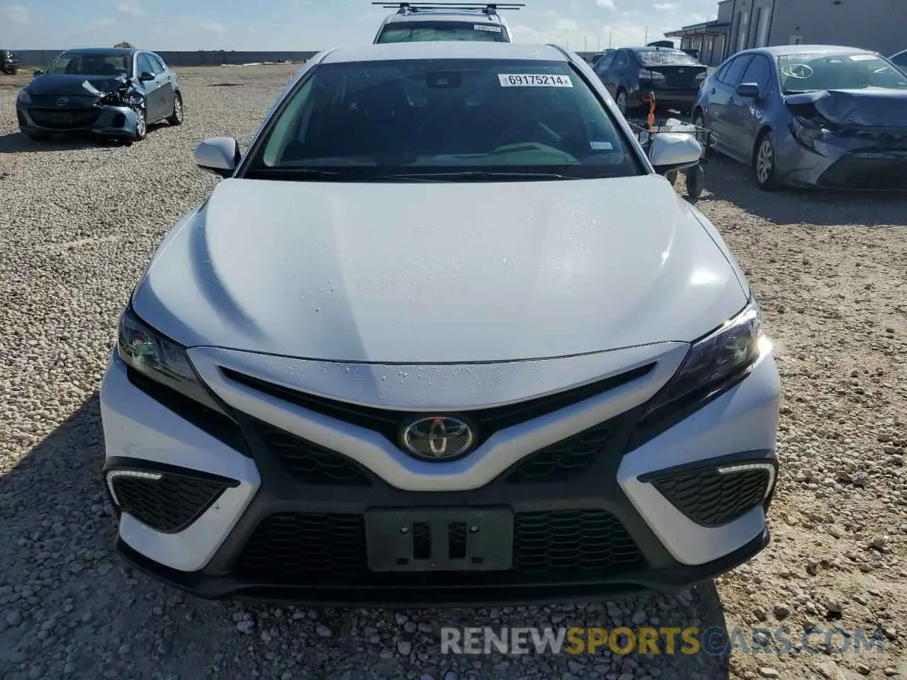 5 Photograph of a damaged car 4T1G11AK2NU670100 TOYOTA CAMRY 2022