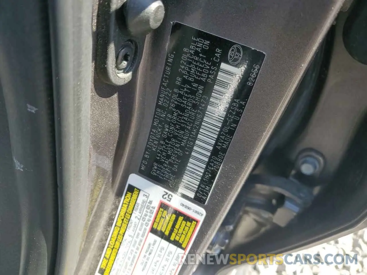 12 Photograph of a damaged car 4T1G11AK2NU671473 TOYOTA CAMRY 2022