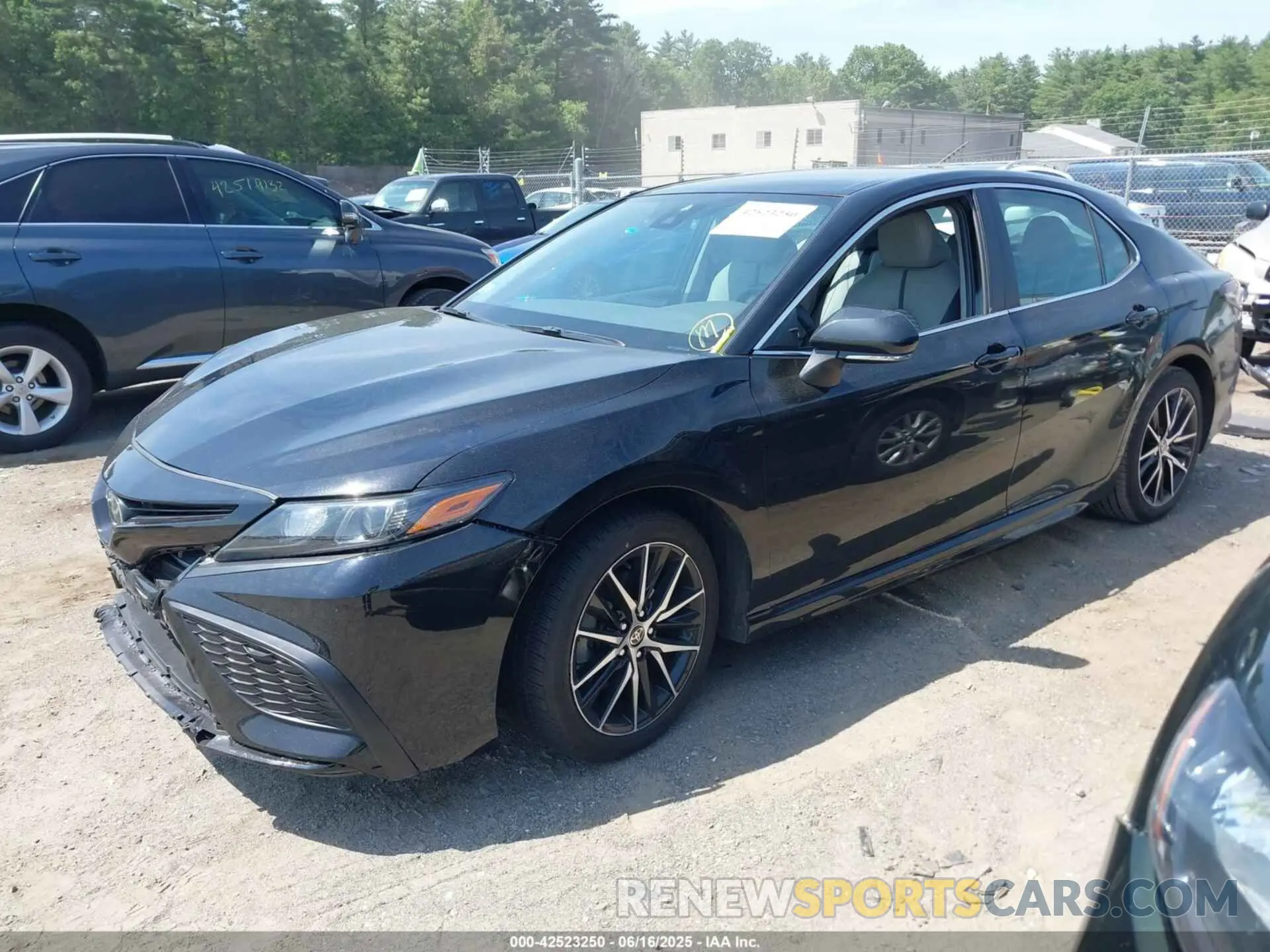 14 Photograph of a damaged car 4T1G11AK2NU691481 TOYOTA CAMRY 2022