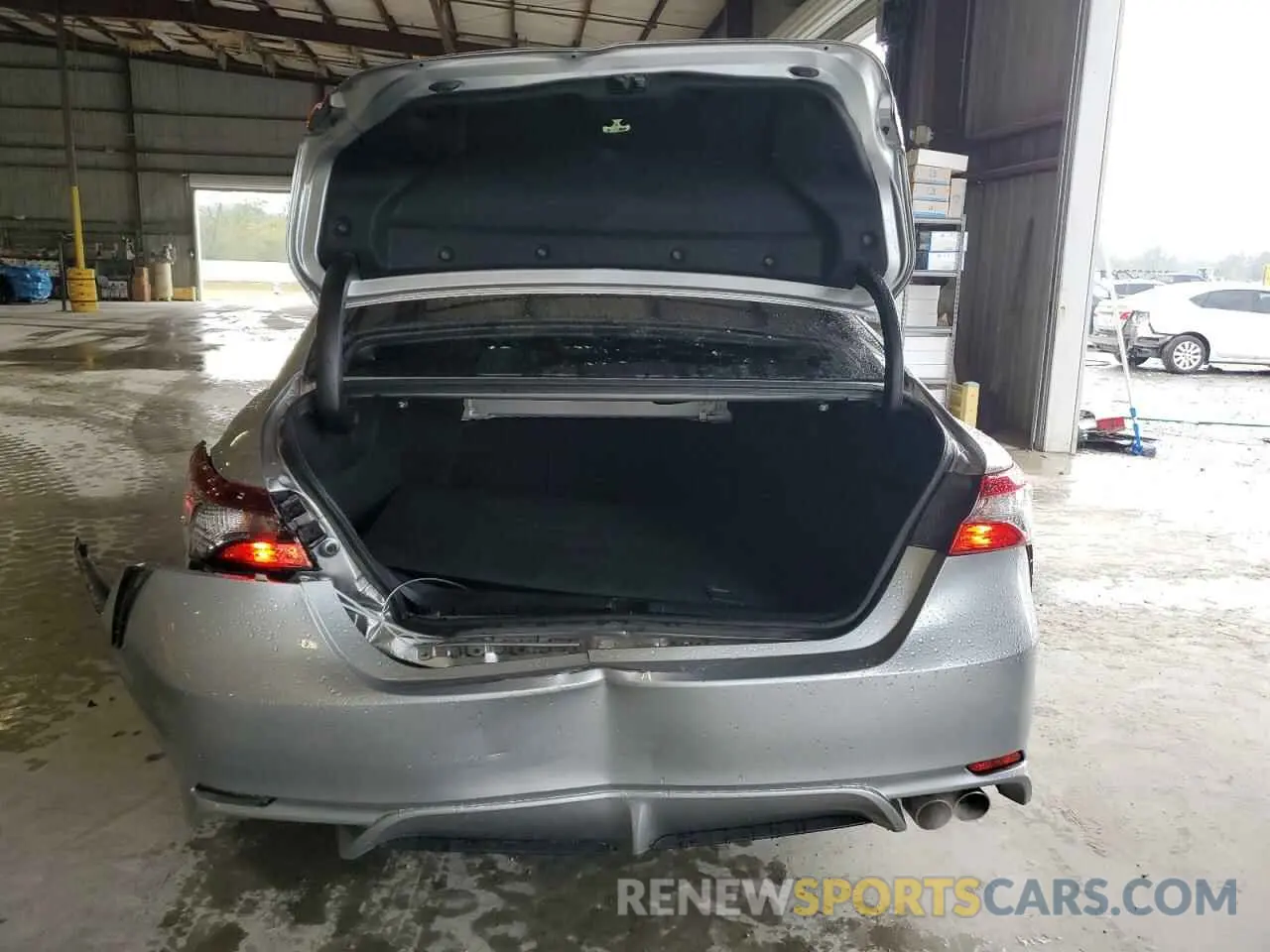 6 Photograph of a damaged car 4T1G11AK2NU712958 TOYOTA CAMRY 2022