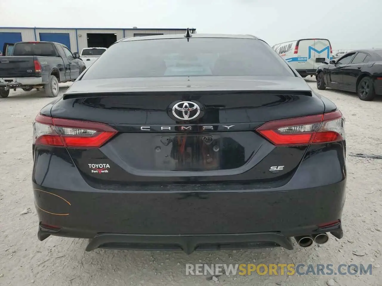 6 Photograph of a damaged car 4T1G11AK2NU715200 TOYOTA CAMRY 2022