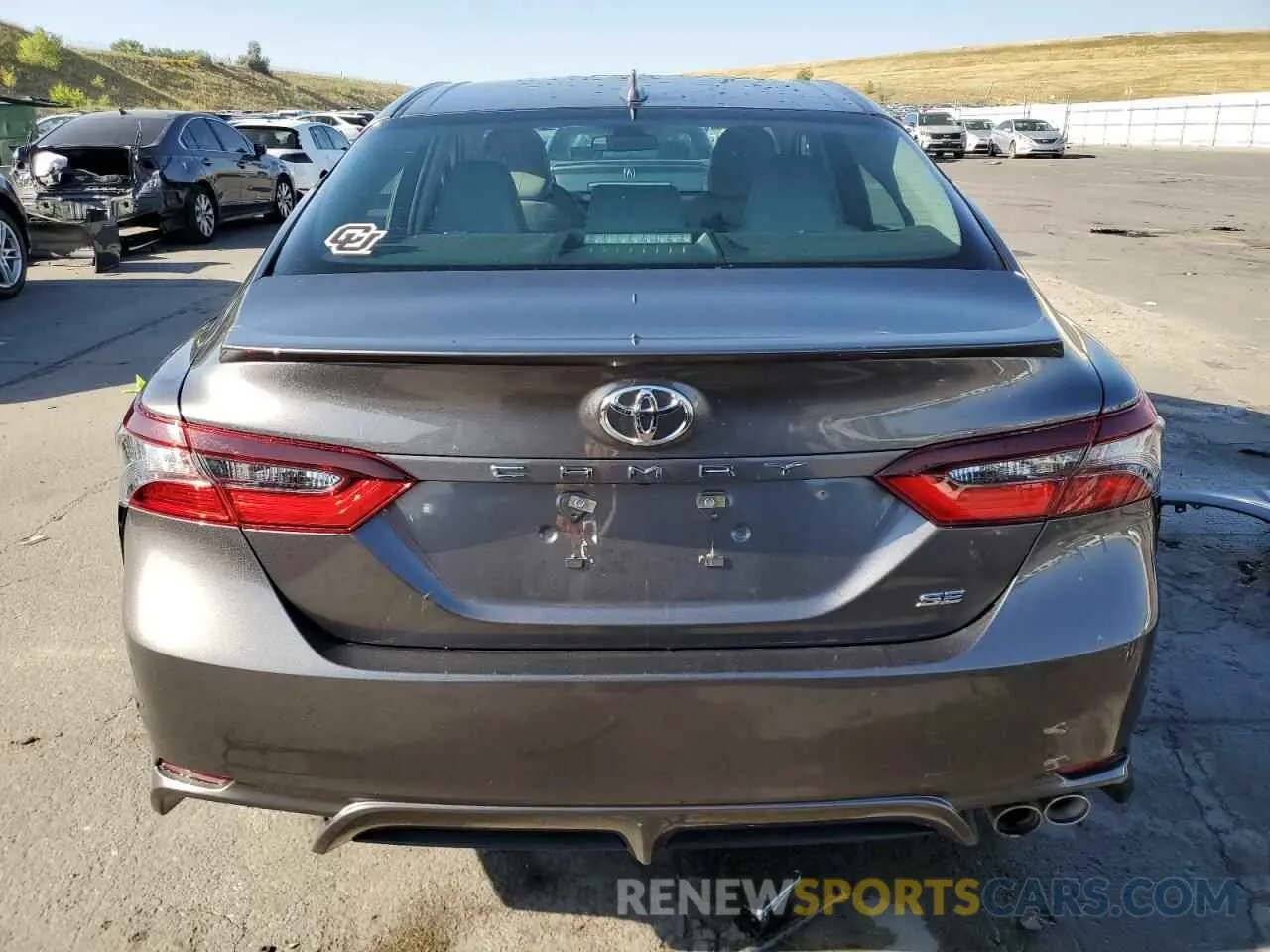 6 Photograph of a damaged car 4T1G11AK3NU045513 TOYOTA CAMRY 2022