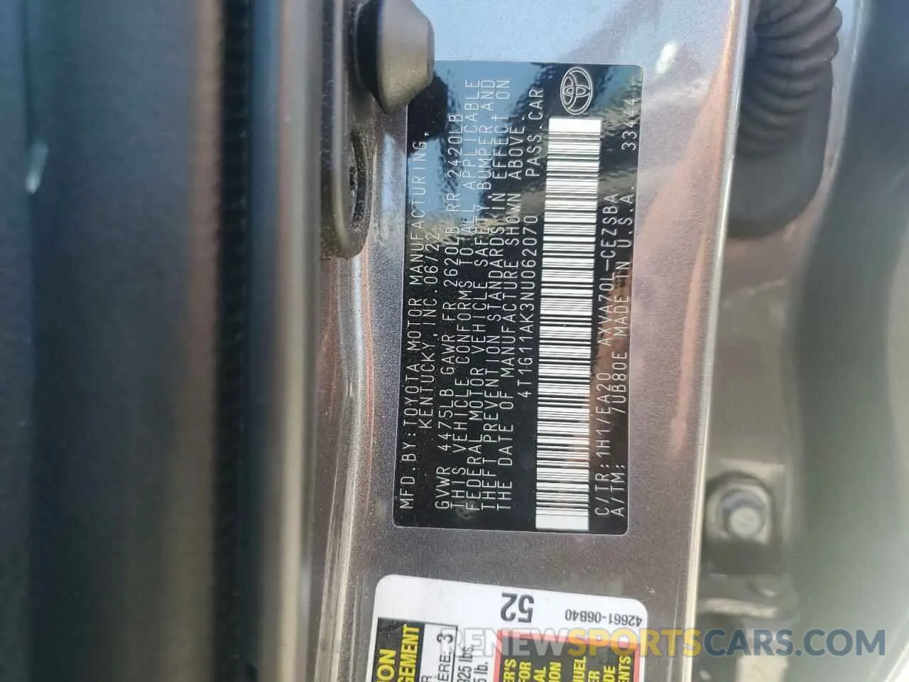 12 Photograph of a damaged car 4T1G11AK3NU062070 TOYOTA CAMRY 2022