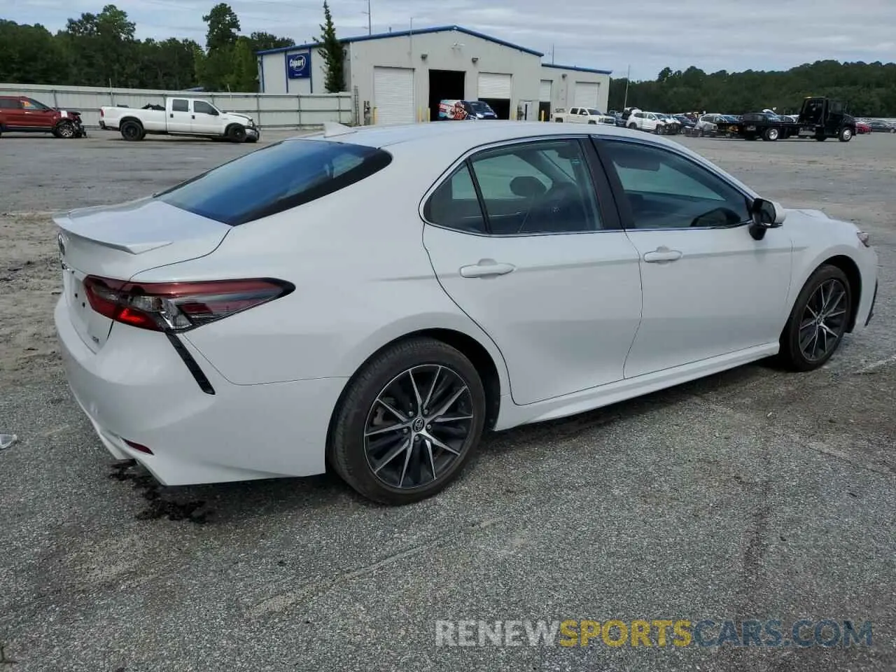3 Photograph of a damaged car 4T1G11AK3NU064918 TOYOTA CAMRY 2022