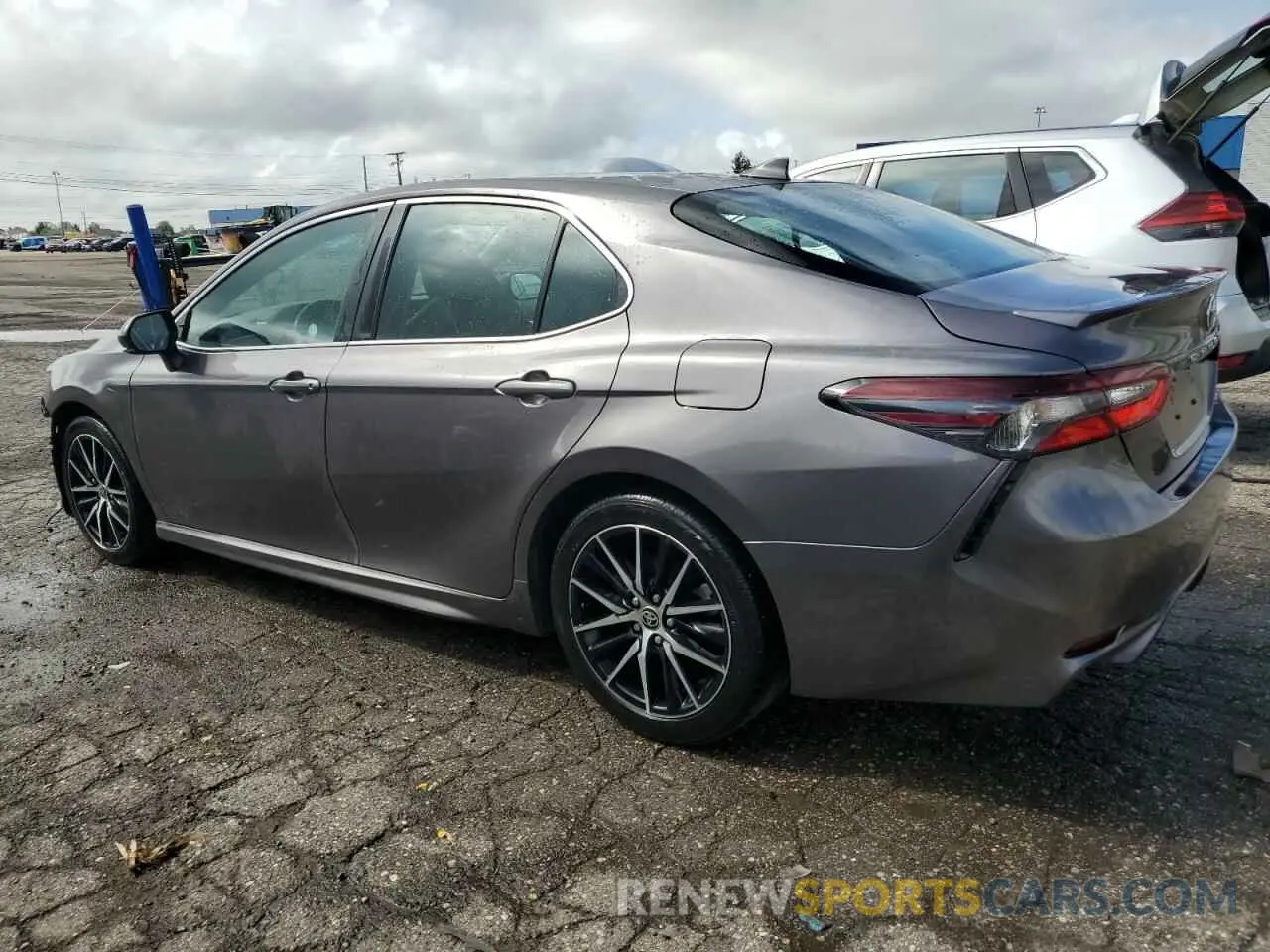 2 Photograph of a damaged car 4T1G11AK3NU628874 TOYOTA CAMRY 2022