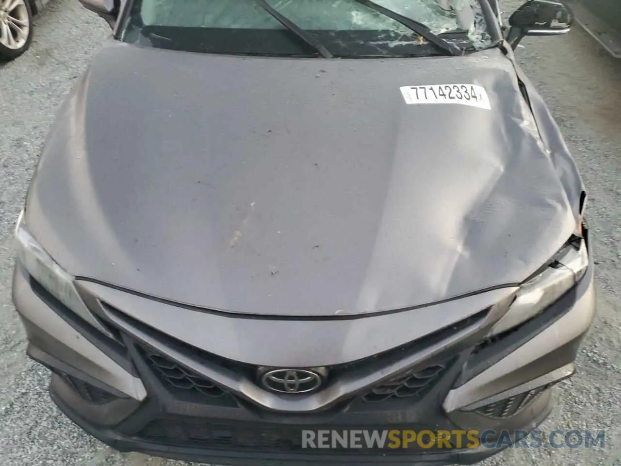 11 Photograph of a damaged car 4T1G11AK3NU637638 TOYOTA CAMRY 2022