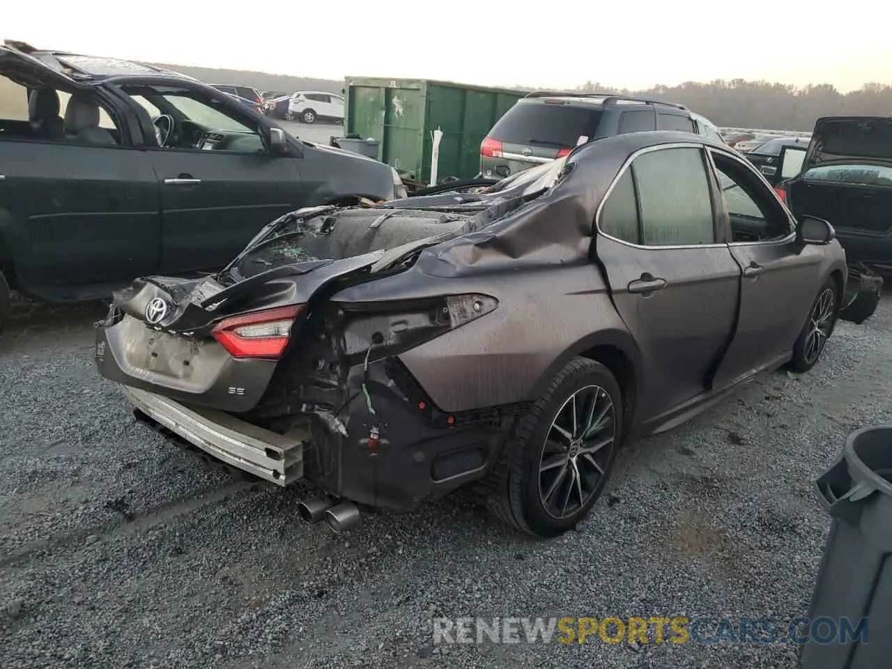 3 Photograph of a damaged car 4T1G11AK3NU637638 TOYOTA CAMRY 2022