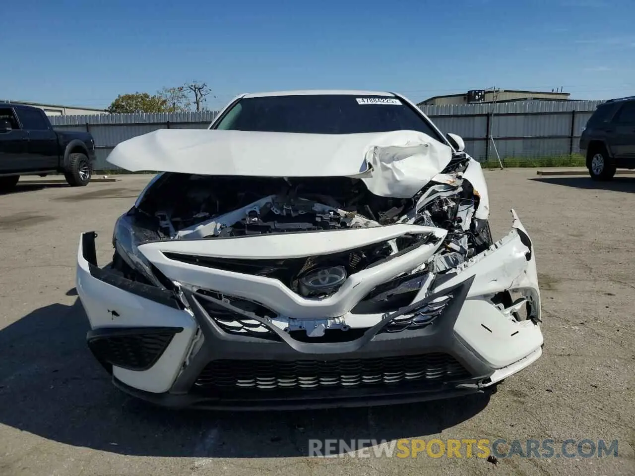 5 Photograph of a damaged car 4T1G11AK3NU638112 TOYOTA CAMRY 2022