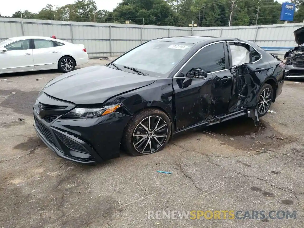 1 Photograph of a damaged car 4T1G11AK3NU640264 TOYOTA CAMRY 2022