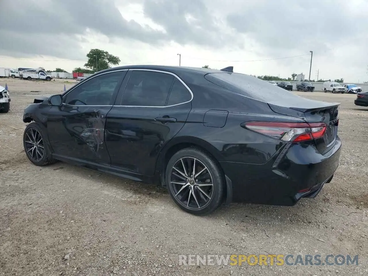 2 Photograph of a damaged car 4T1G11AK3NU650258 TOYOTA CAMRY 2022