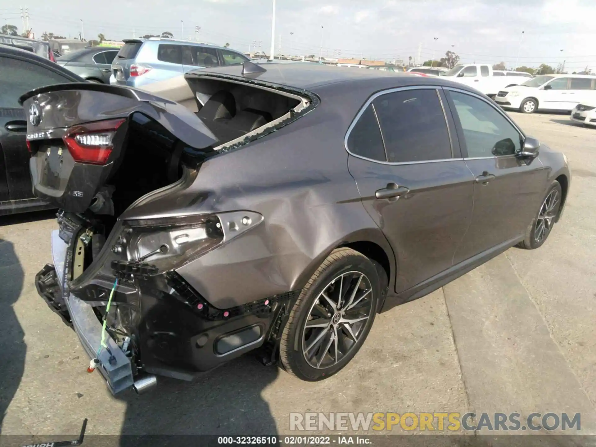 4 Photograph of a damaged car 4T1G11AK3NU652155 TOYOTA CAMRY 2022