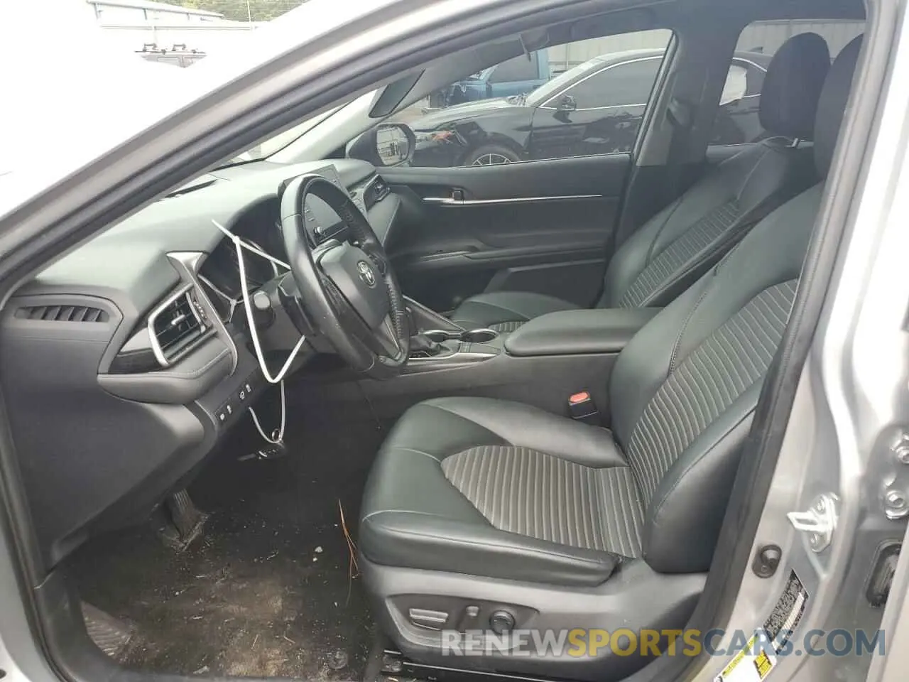 7 Photograph of a damaged car 4T1G11AK3NU655802 TOYOTA CAMRY 2022