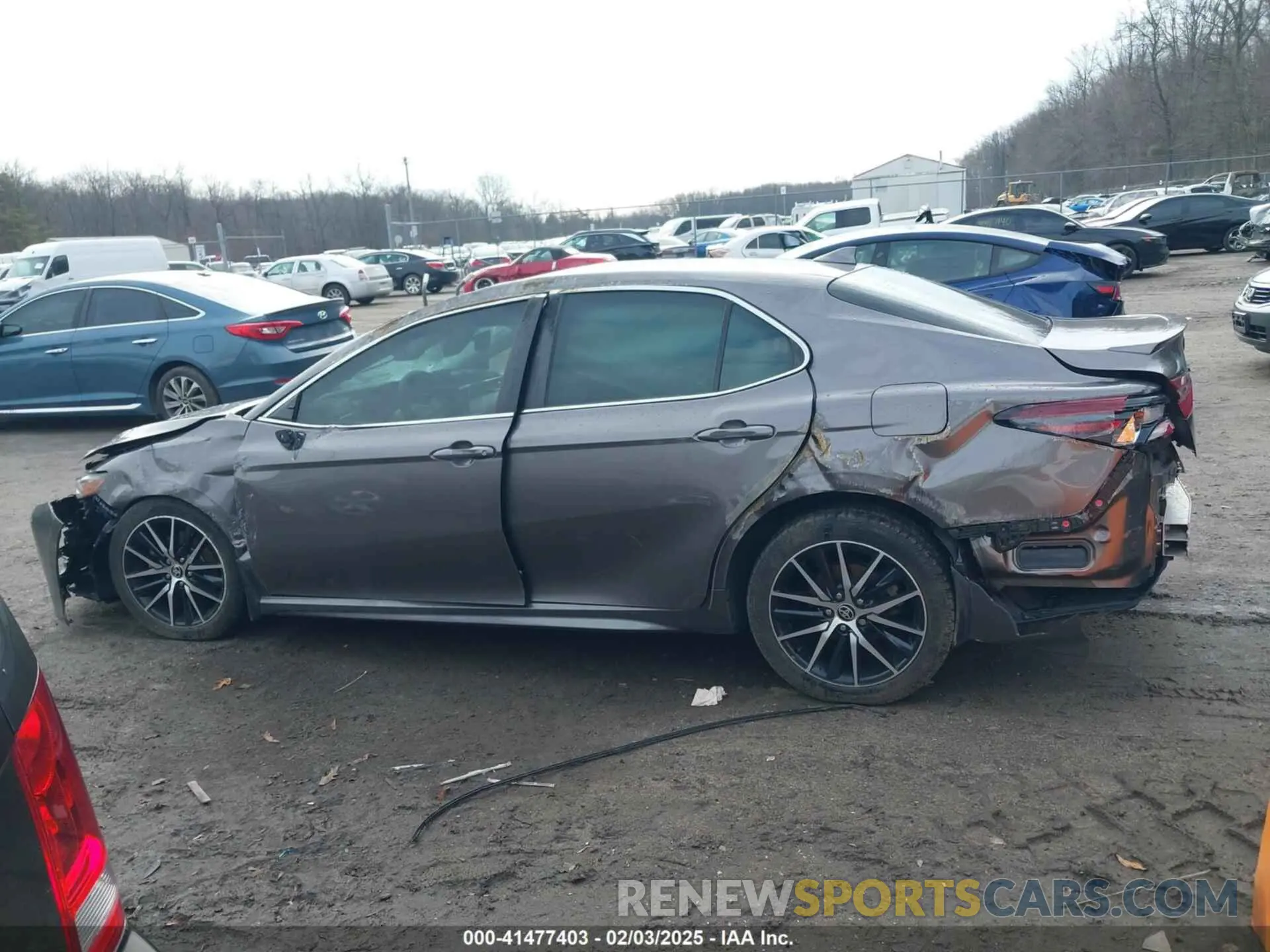 13 Photograph of a damaged car 4T1G11AK3NU656948 TOYOTA CAMRY 2022