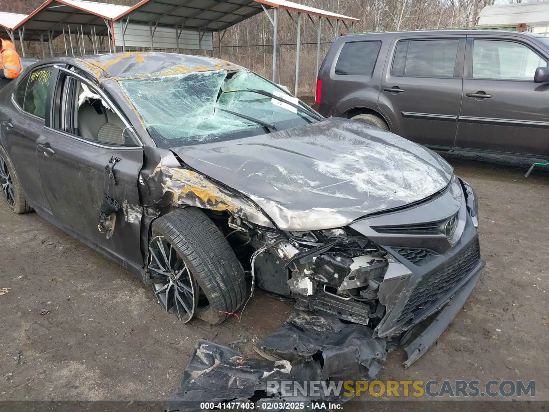 6 Photograph of a damaged car 4T1G11AK3NU656948 TOYOTA CAMRY 2022