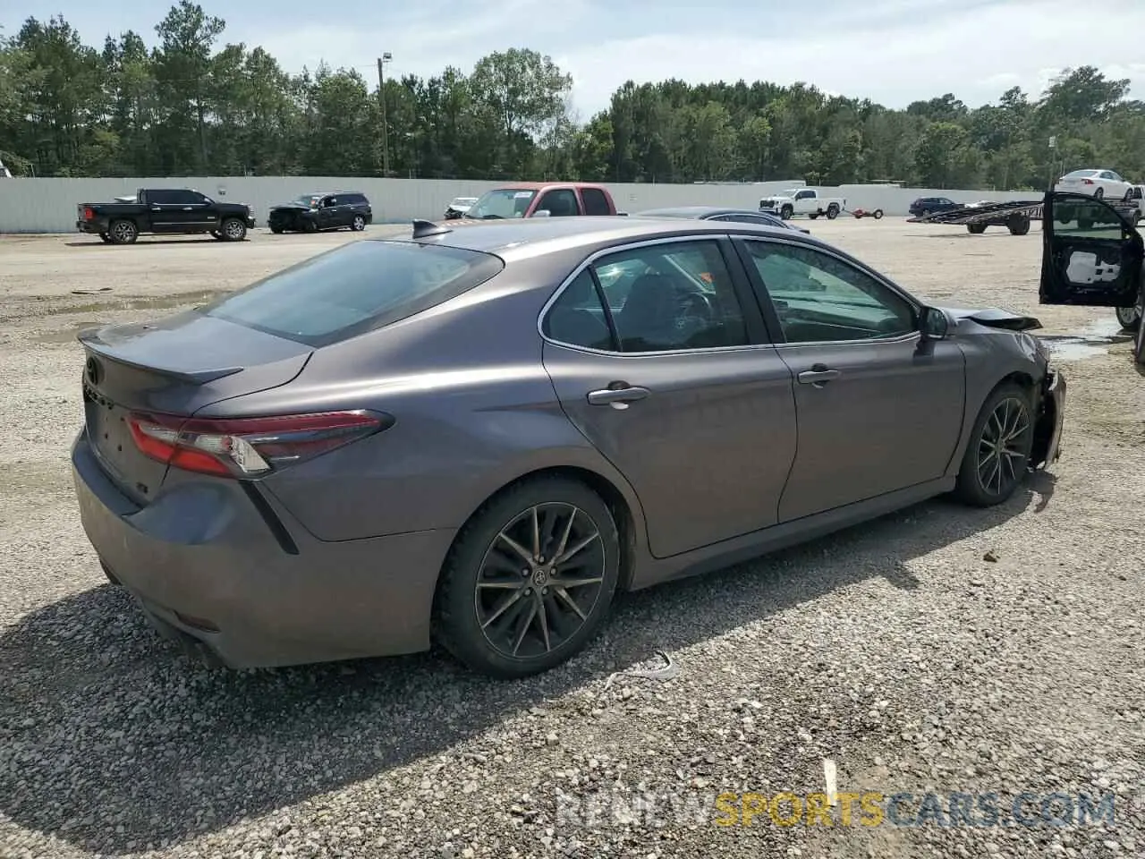 3 Photograph of a damaged car 4T1G11AK3NU657274 TOYOTA CAMRY 2022