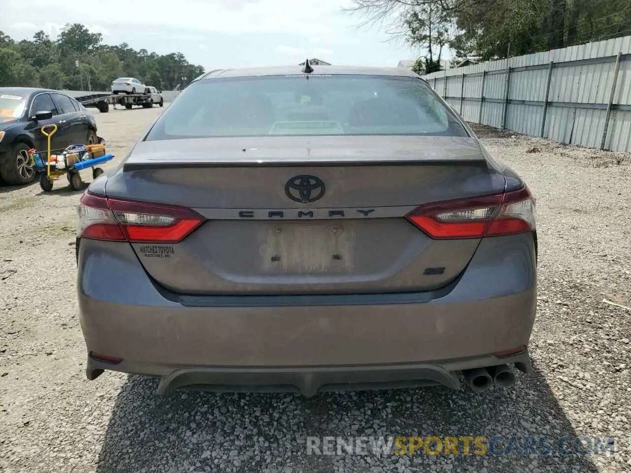 6 Photograph of a damaged car 4T1G11AK3NU657274 TOYOTA CAMRY 2022