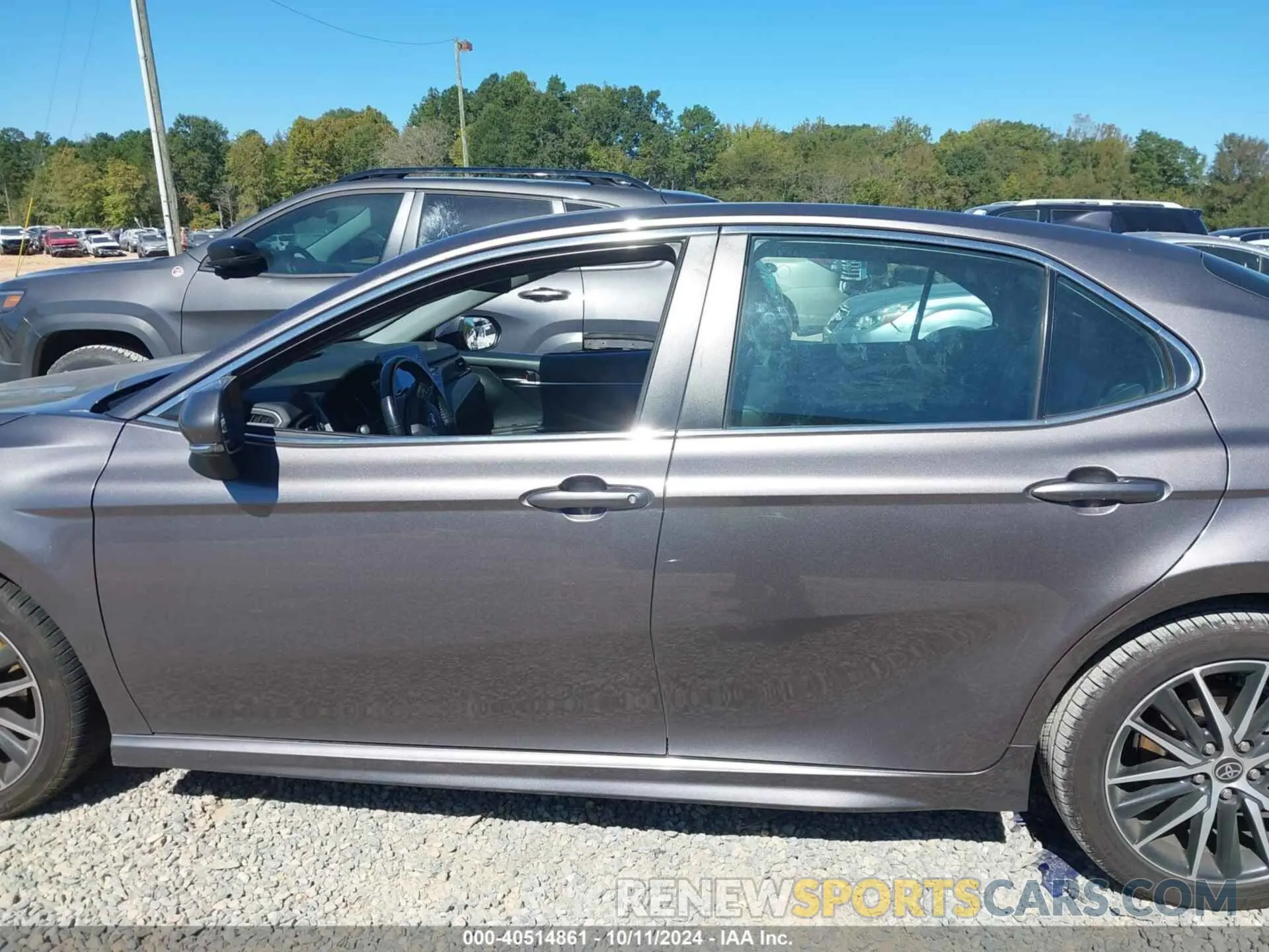 15 Photograph of a damaged car 4T1G11AK3NU666606 TOYOTA CAMRY 2022