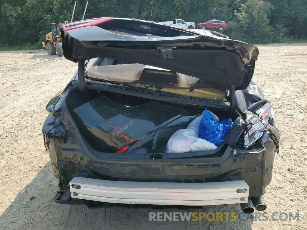 6 Photograph of a damaged car 4T1G11AK3NU666881 TOYOTA CAMRY 2022