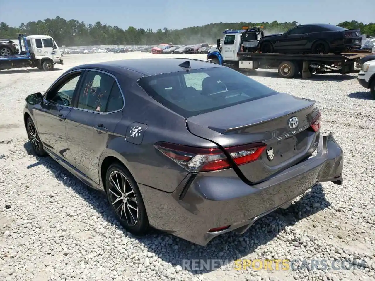 3 Photograph of a damaged car 4T1G11AK3NU684989 TOYOTA CAMRY 2022