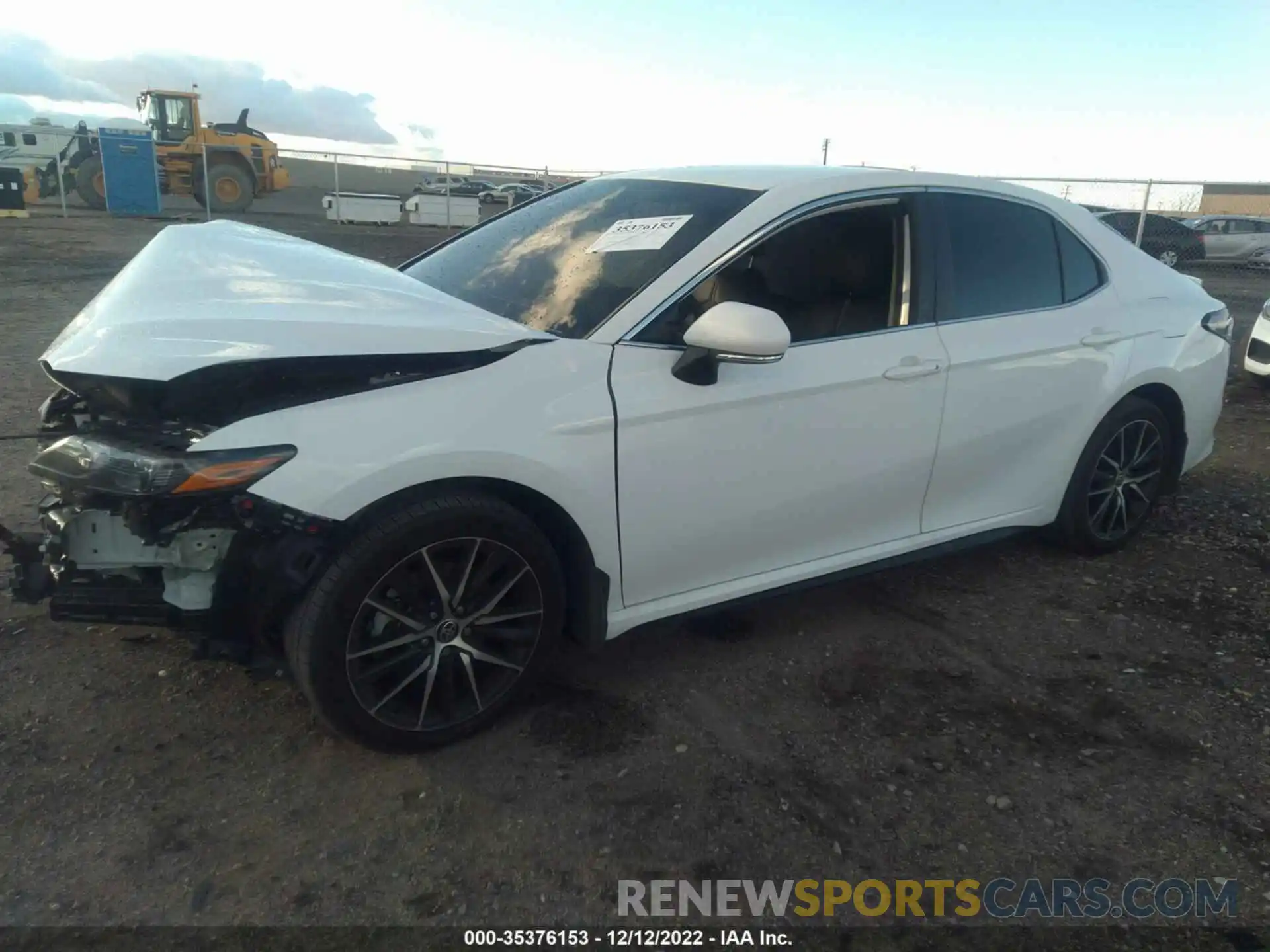 2 Photograph of a damaged car 4T1G11AK3NU685267 TOYOTA CAMRY 2022