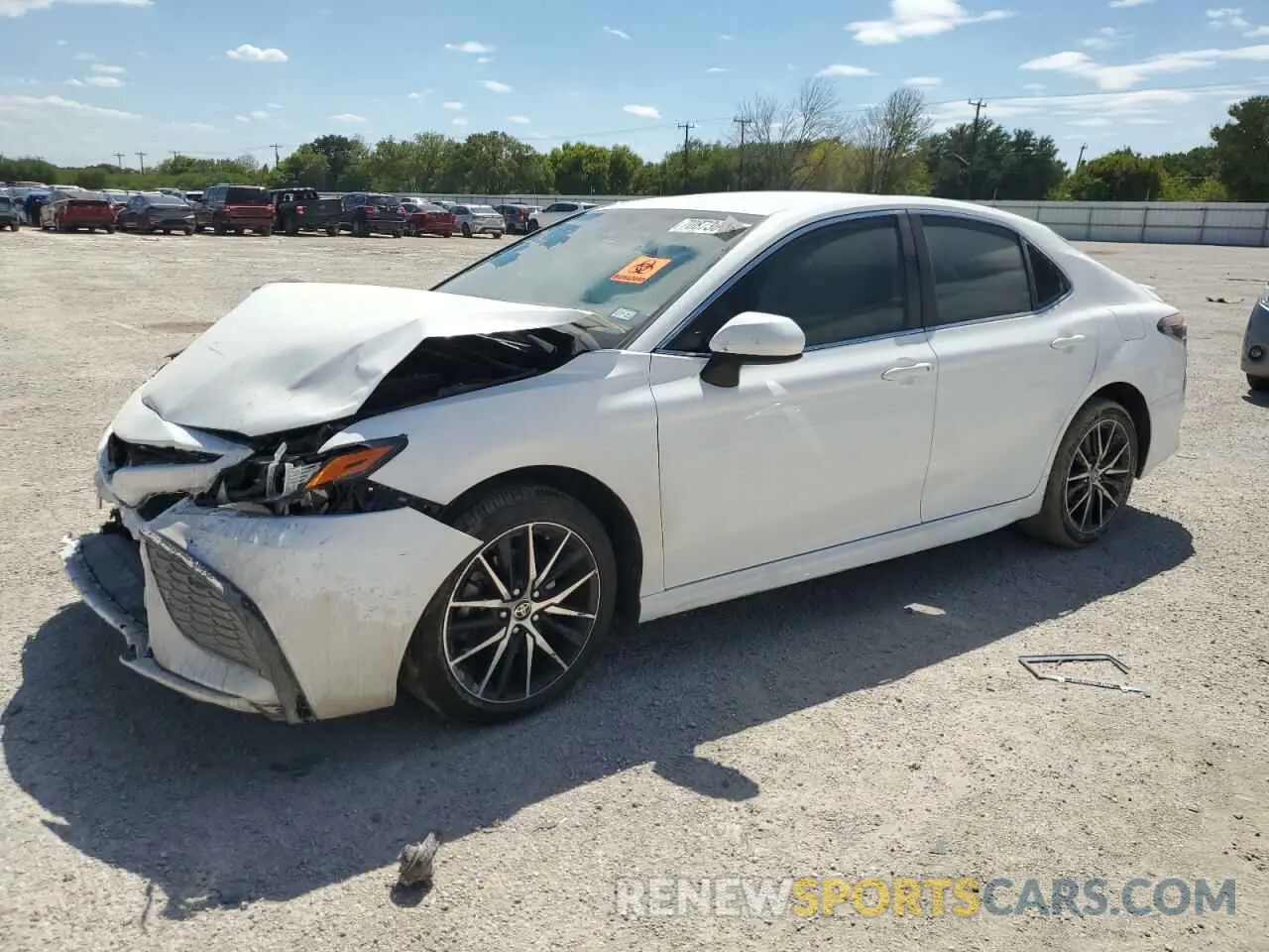 1 Photograph of a damaged car 4T1G11AK3NU712161 TOYOTA CAMRY 2022