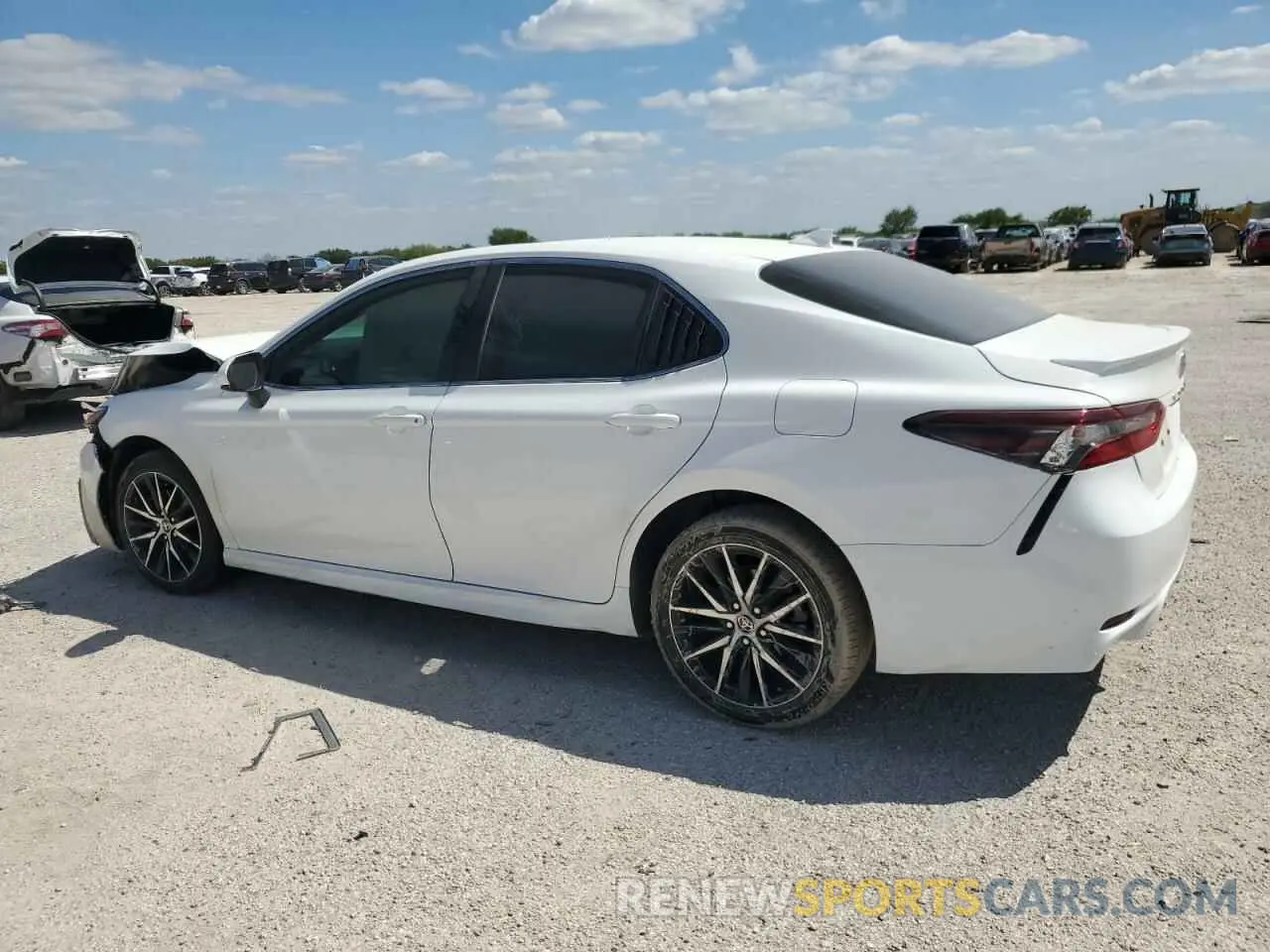 2 Photograph of a damaged car 4T1G11AK3NU712161 TOYOTA CAMRY 2022