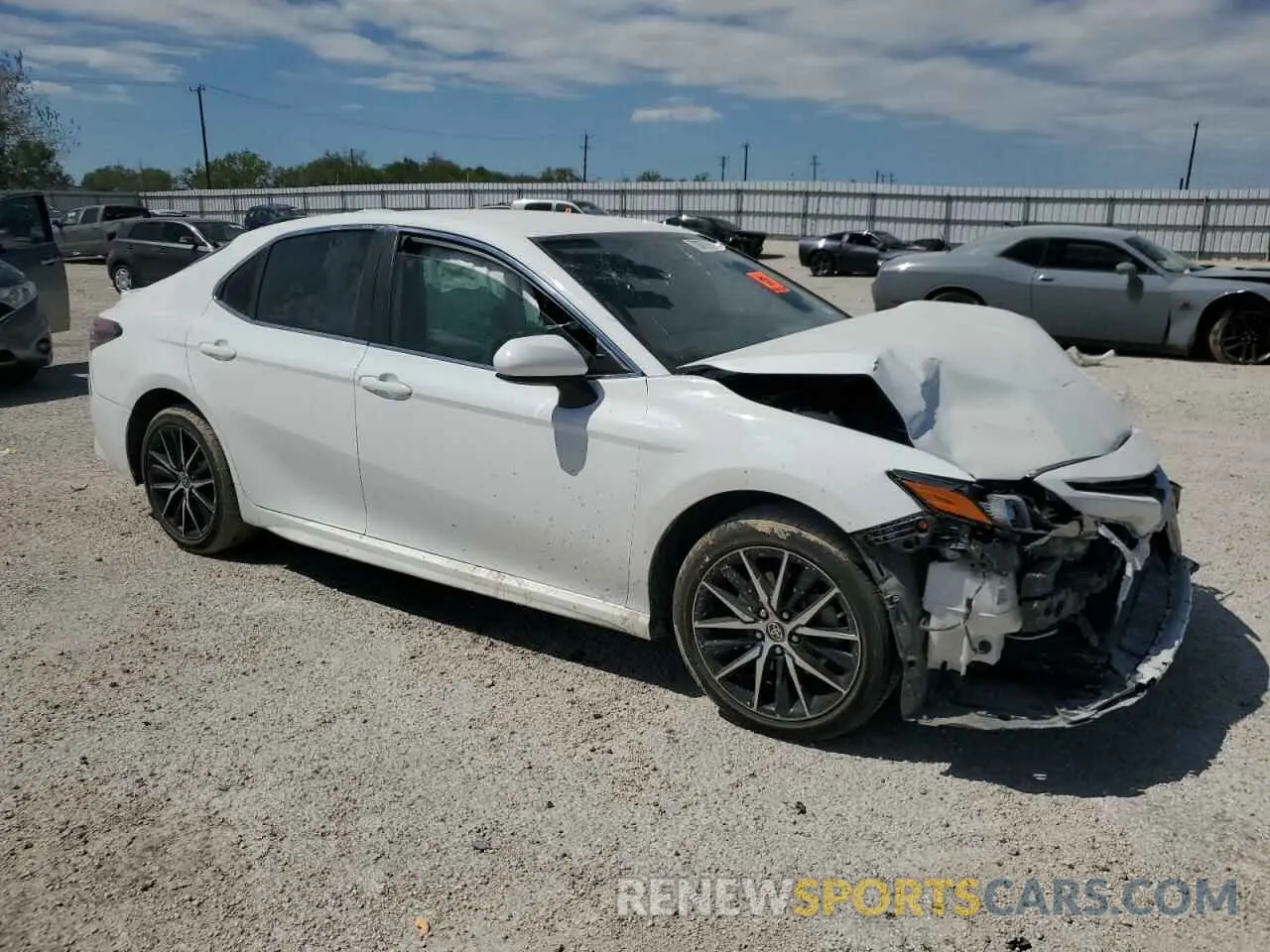 4 Photograph of a damaged car 4T1G11AK3NU712161 TOYOTA CAMRY 2022