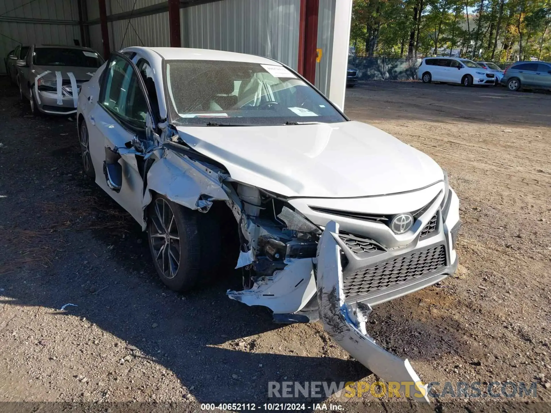 1 Photograph of a damaged car 4T1G11AK4NU042295 TOYOTA CAMRY 2022