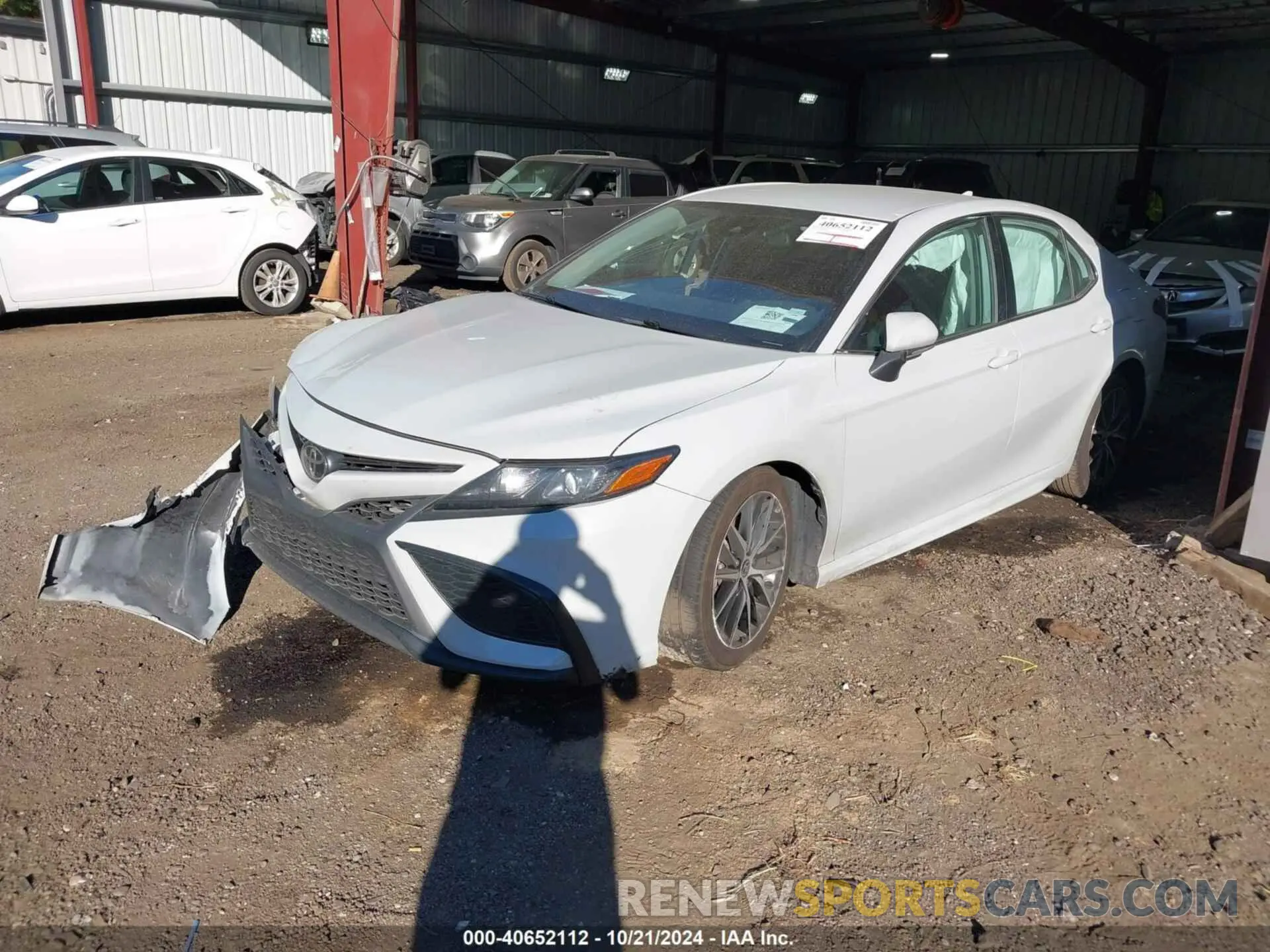 2 Photograph of a damaged car 4T1G11AK4NU042295 TOYOTA CAMRY 2022