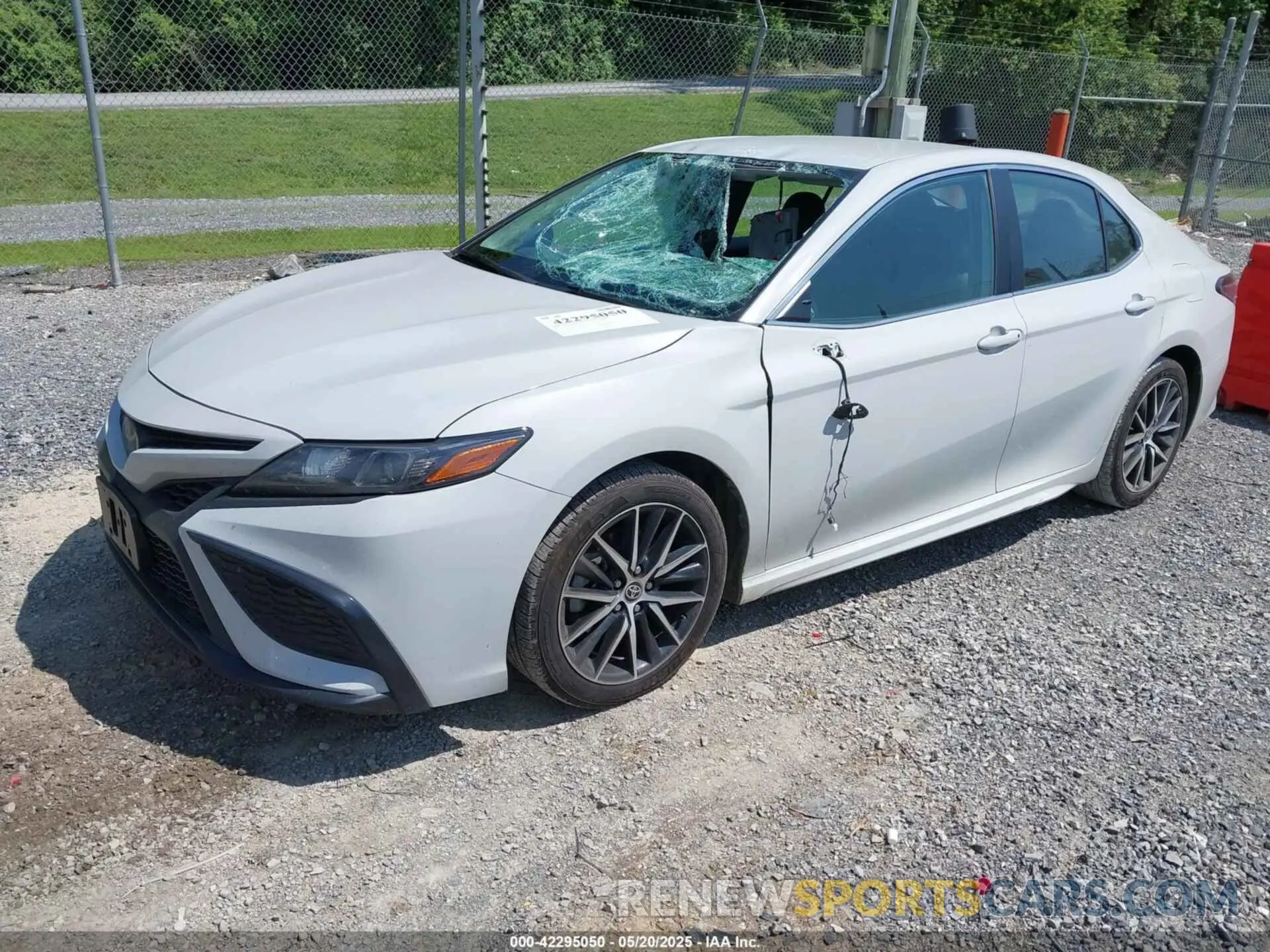 2 Photograph of a damaged car 4T1G11AK4NU063700 TOYOTA CAMRY 2022